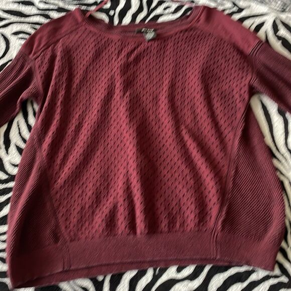 DKNY jeans burgundy women’s pull over sweater 3/4 sleeves autumn fall size large - Picture 2 of 8